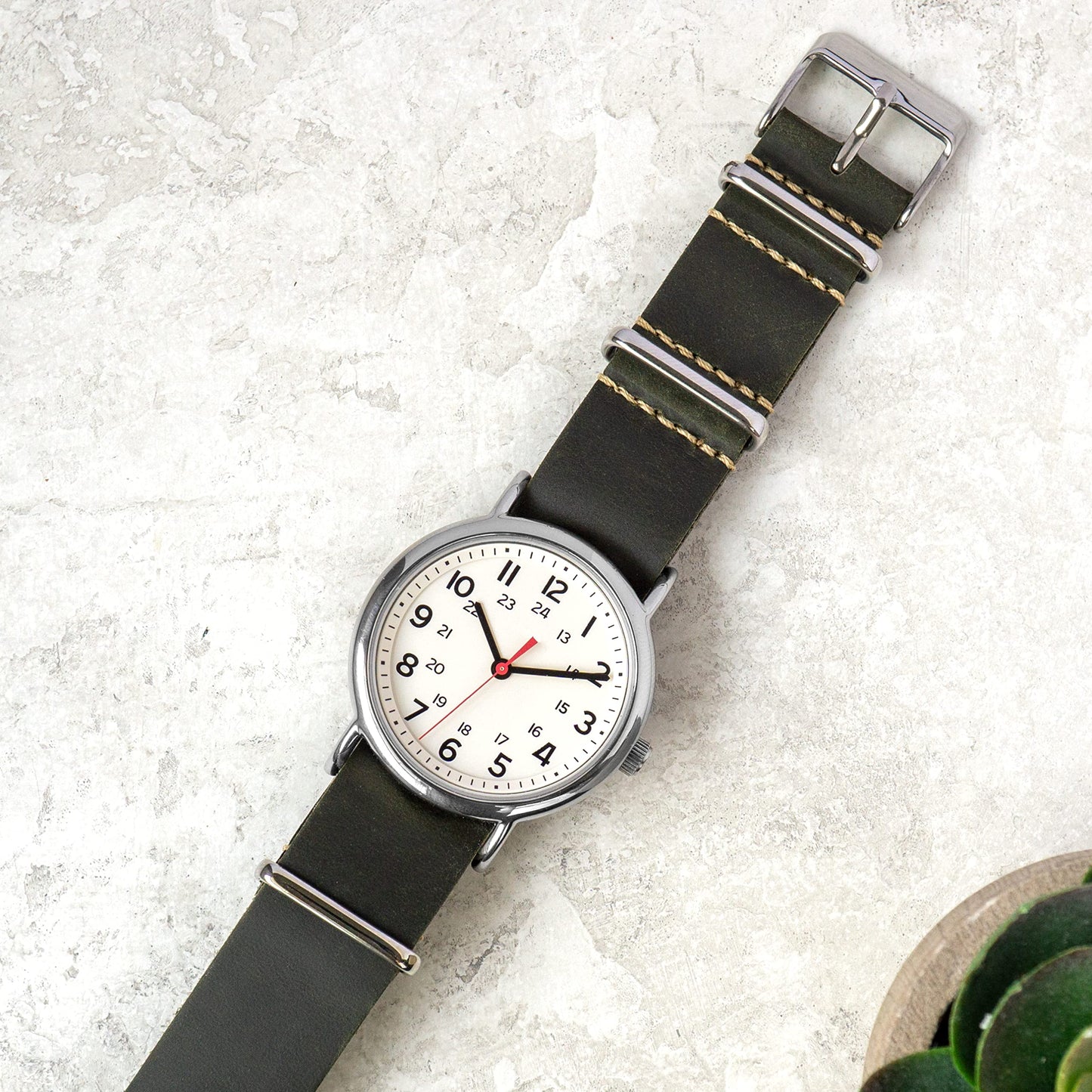 Benchmark Basics Leather Watch Band - Crazy Horse Oiled Leather One-Piece Watch Straps for Men & Women - 22mm, Dark Green