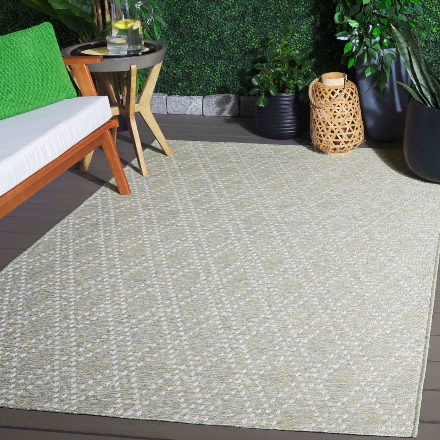 SAFAVIEH Washable Rug Outdoor Sunset Collection - 5'3" x 7'6", Light Green & Yellow, Non-Shedding & Easy to Clean, Ideal for Patio, Backyard, Mudroom (SET850Y)