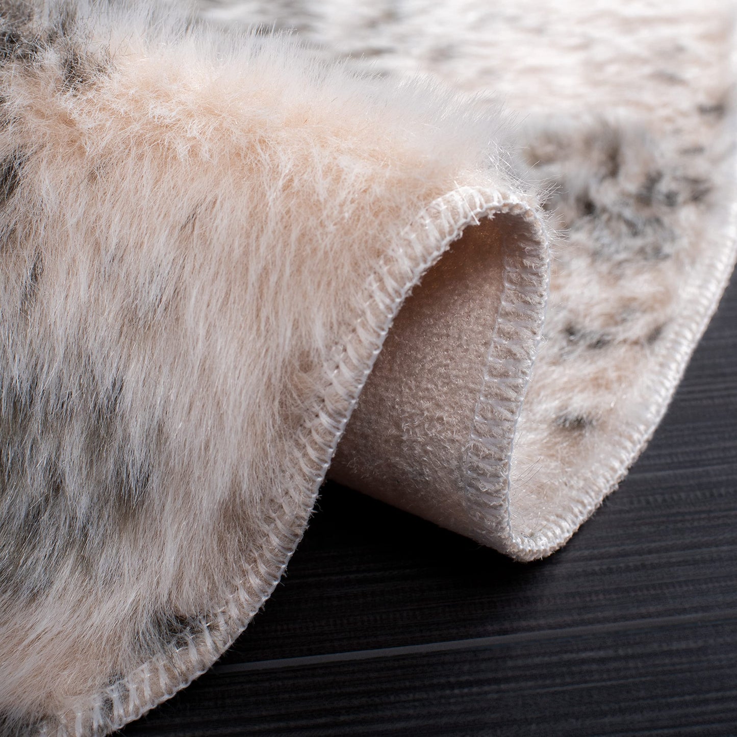 SAFAVIEH Faux Cow Hide Collection 3' x 5' Beige/Black FCH201B Rustic Western Boho Entryway Living Room Foyer Bedroom Accent Rug
