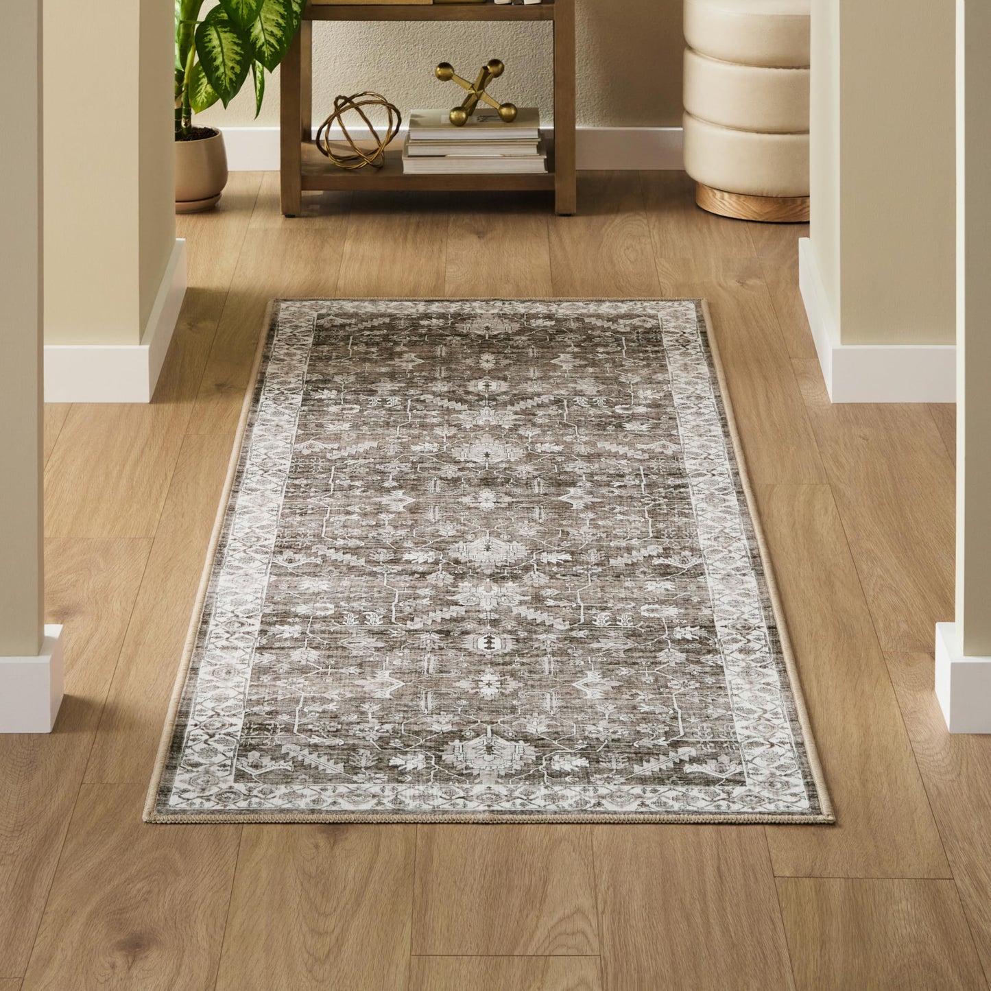 EVERWASH Haven Distressed Border Machine Washable Area Rug with Airflo Technology for Easy Clean, Ultra-Soft Non-Slip Rug with Built-in Pad, Pet, Family & Allergy Friendly Rug, Brown, 2'6"x7'
