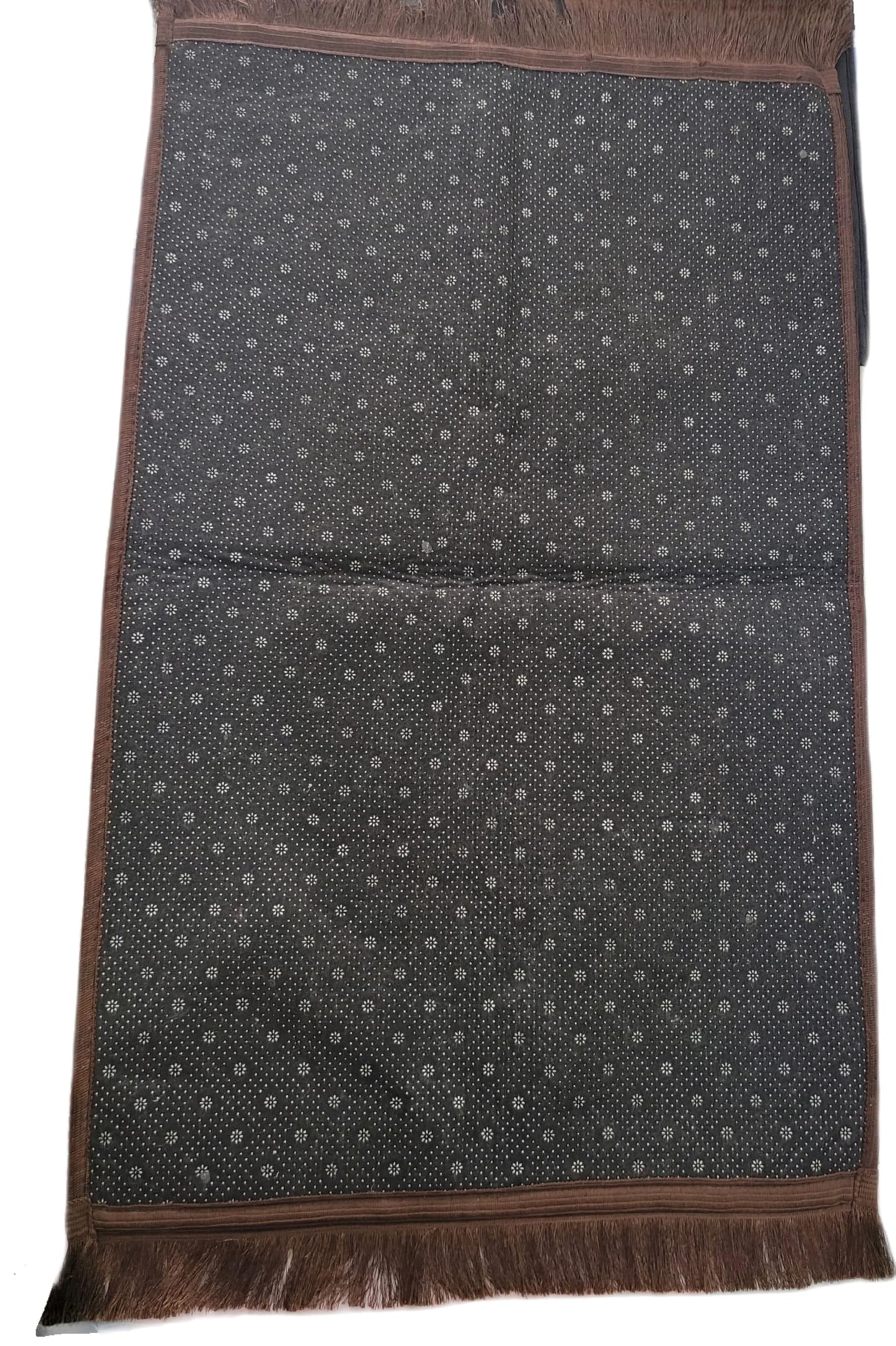 Janamaz Prayer Mat with Mandala Design, Black and White or Maroon Fringed Islamic Prayer Rug with Floral Pattern (Brown)