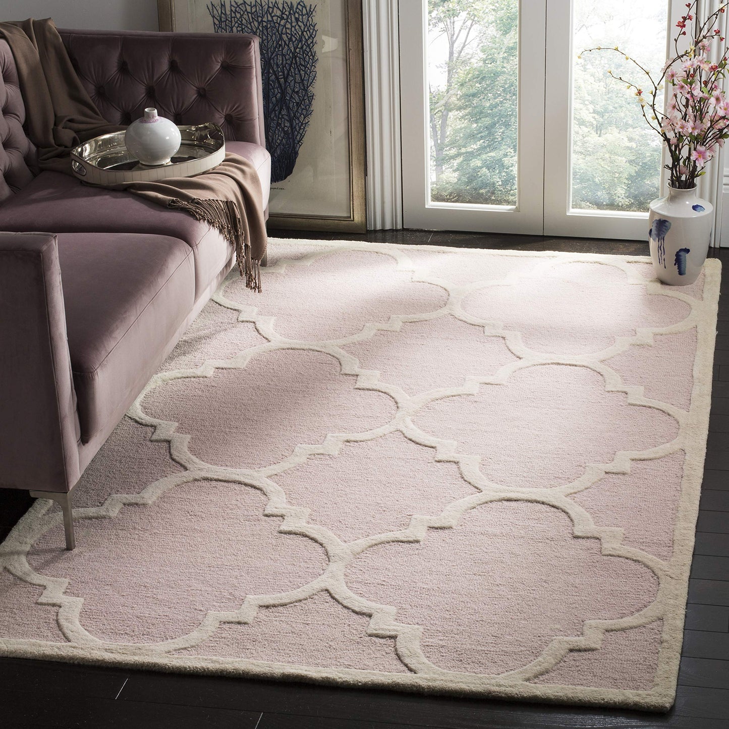 SAFAVIEH Cambridge Collection 6' x 9' Light Pink / Ivory CAM140M Handmade Moroccan Trellis Premium Wool Area Rug