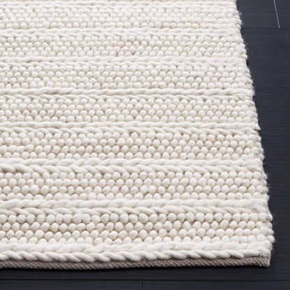 SAFAVIEH Natura Collection Accent Rug - 4' x 6', Ivory, Handmade Flat Weave Wool, Ideal for High Traffic Areas in Entryway, Living Room, Bedroom (NAT280A)