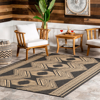 Nuloom Ranya Dark Grey/Ivory, 5' x 8', Tribal Geometric, Soft and Cozy, High Traffic, Stain Resistant, Easy Clean, Durable Area Rug for Indoor/Outdoor Patio, Deck, Porch, Garden, Courtyard