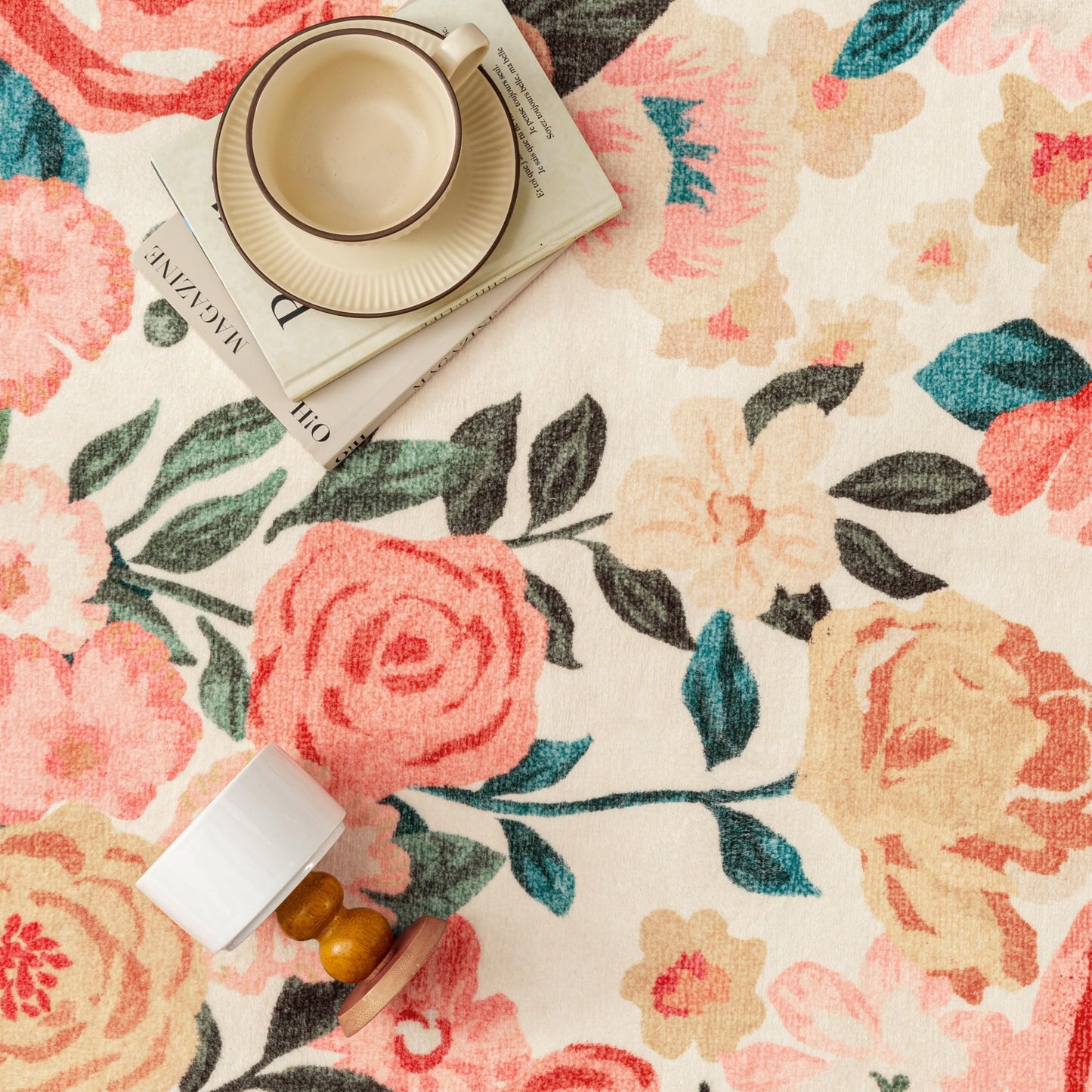 PureCozy Washable Floral Area Rug 2x3 Beige Small Entryway Carpet Scalloped Flower Non Slip Soft Entrance Door Mat Farmhouse Low Pile Indoor Thin Floor Cover for Bathroom Kitchen Bedroom Laundry Room