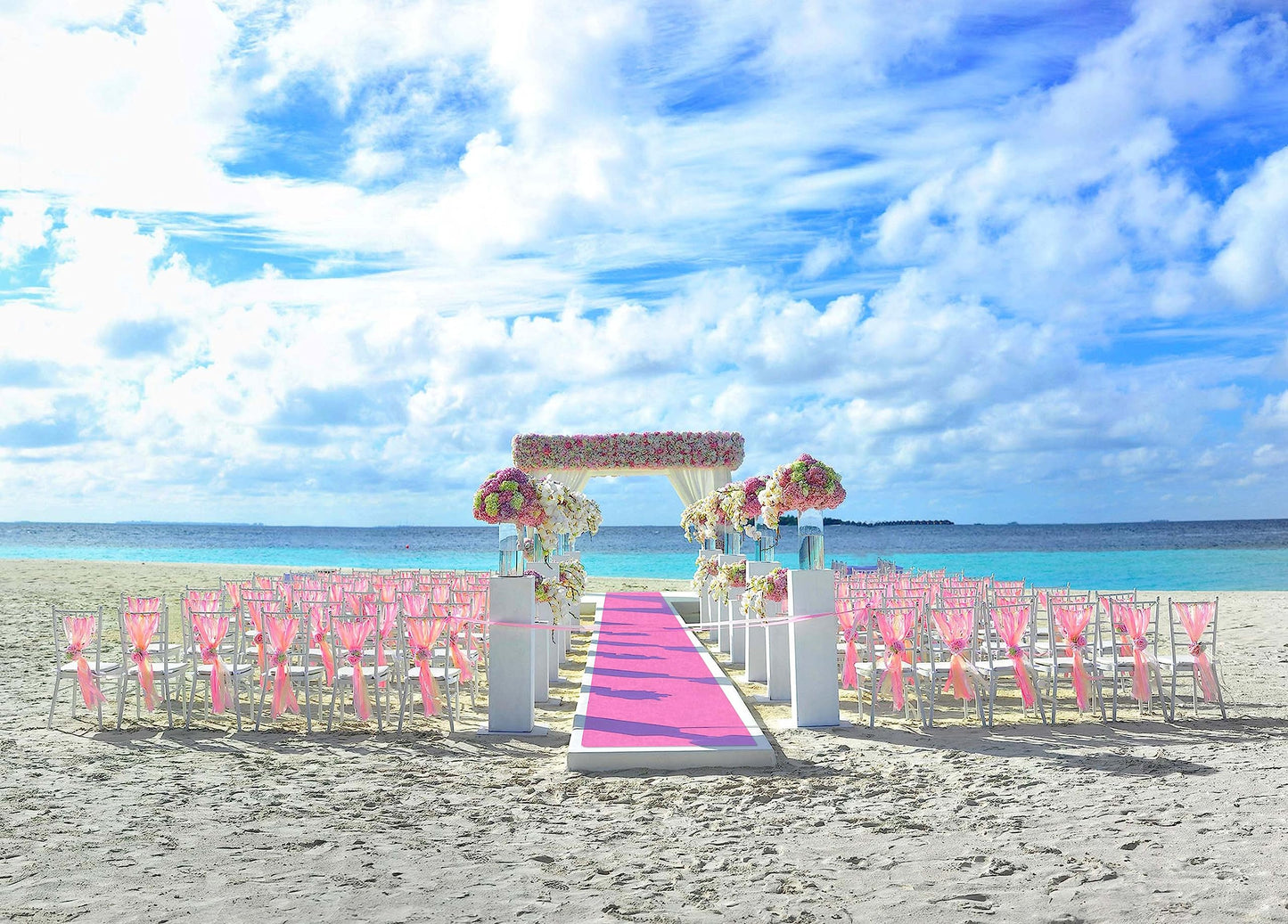 EZLucky Pink Carpet Runner for Party, 2.6X15ft, 130GSM Felt Non-Woven with Double-Sided No Traces Adhesive Sticke, Aisle Runner for Wedding, Movie Theme Party Decos, Pink Runway Rug for Prom