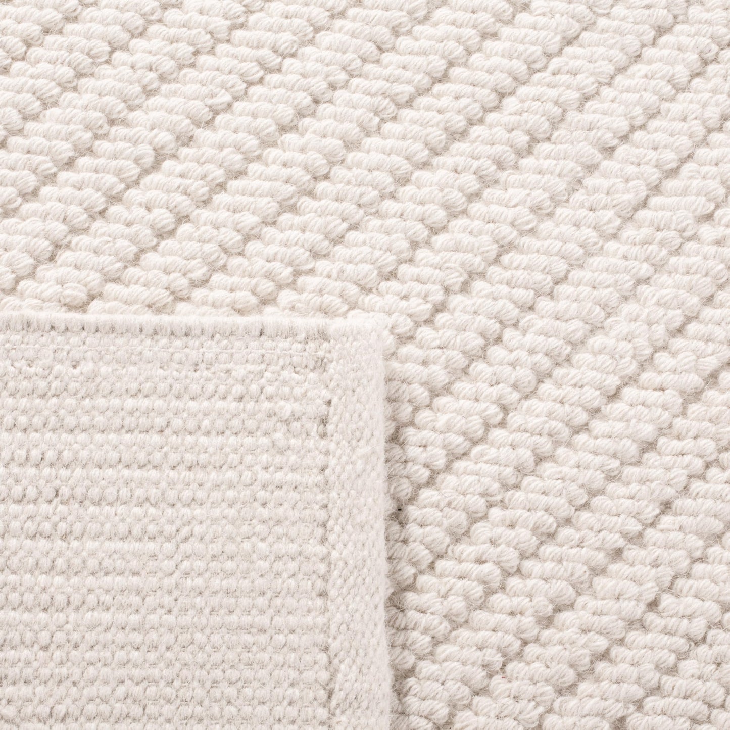 SAFAVIEH Natura Collection Area Rug - 6' Square, Ivory, Handmade Wool, Ideal for High Traffic Areas in Living Room, Bedroom (NAT450A)