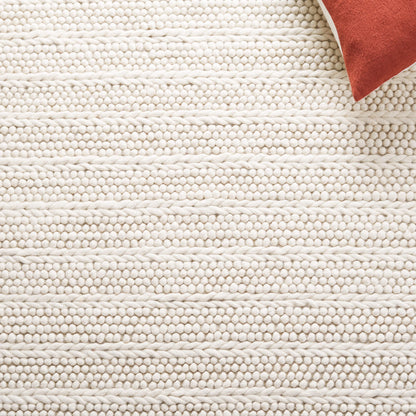 SAFAVIEH Natura Collection Accent Rug - 4' x 6', Ivory, Handmade Flat Weave Wool, Ideal for High Traffic Areas in Entryway, Living Room, Bedroom (NAT280A)