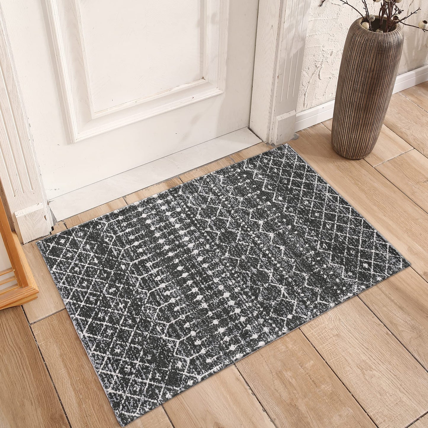 Moroccan Trellis Area Rug 2x3 Indoor Door Mat Non-Slip Washable Entry Rug, Boho Geometric Small Accent Throw Rug for Kitchen Entryway Bathroom Moroccan Tribal Stripe Floor Mats