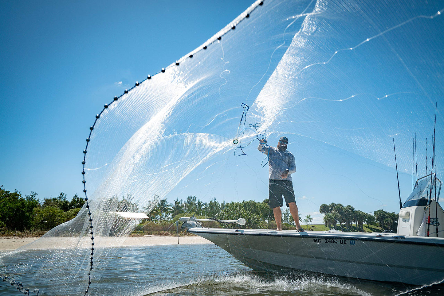 Hand Cast Net - Casting Nets for Fishing - Premium Fish Traps for Large Minnow Bait - Bait Net for Lakes, Rivers, Ocean, Salt & Freshwater- Fishing Traps Net for Small/Large Fish, 1lbs/Ft