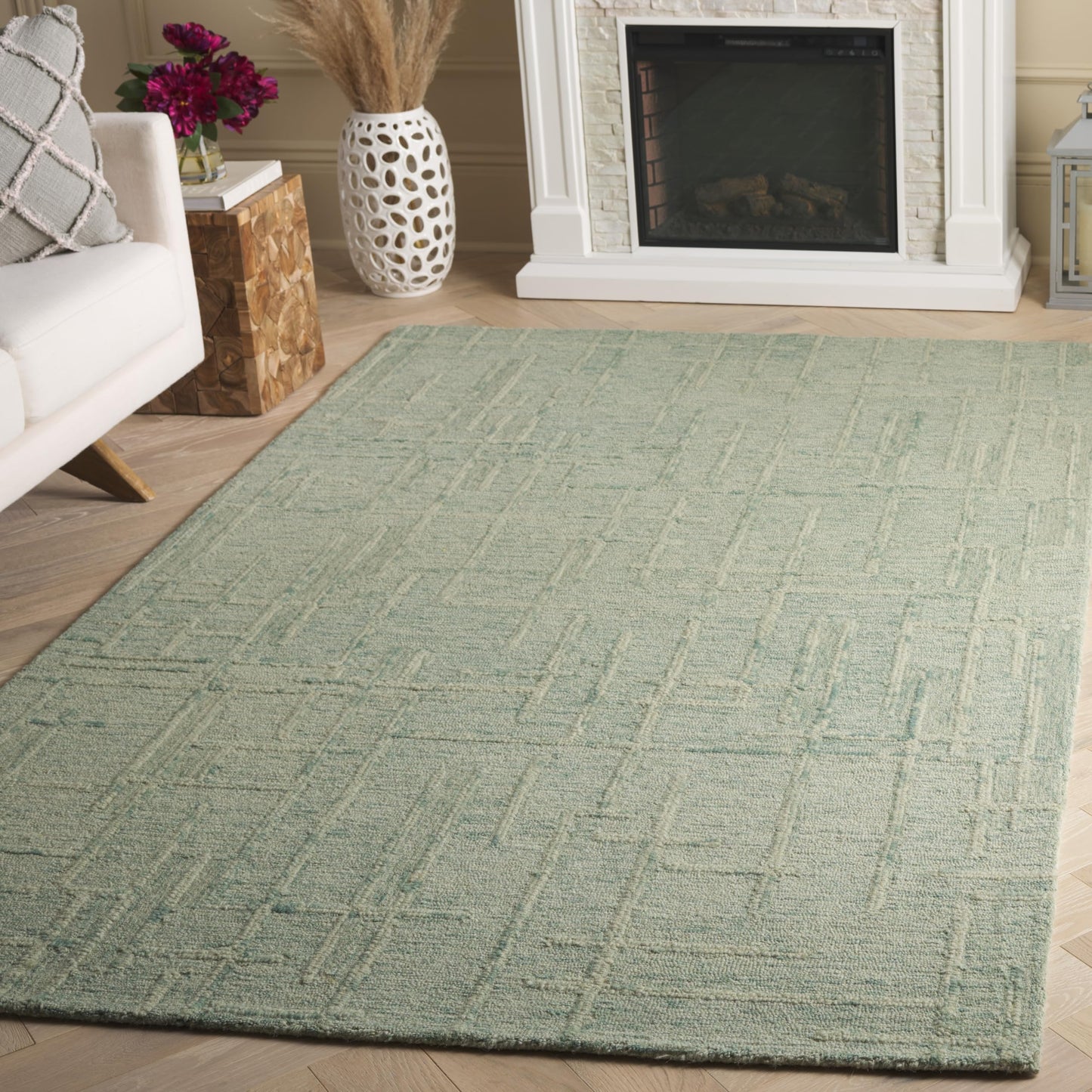 SAFAVIEH Ebony Collection Area Rug - 5' x 8', Green, Handmade Wool, Ideal for The Living Room, Bedroom, Dining Room (EBN750Y-5)
