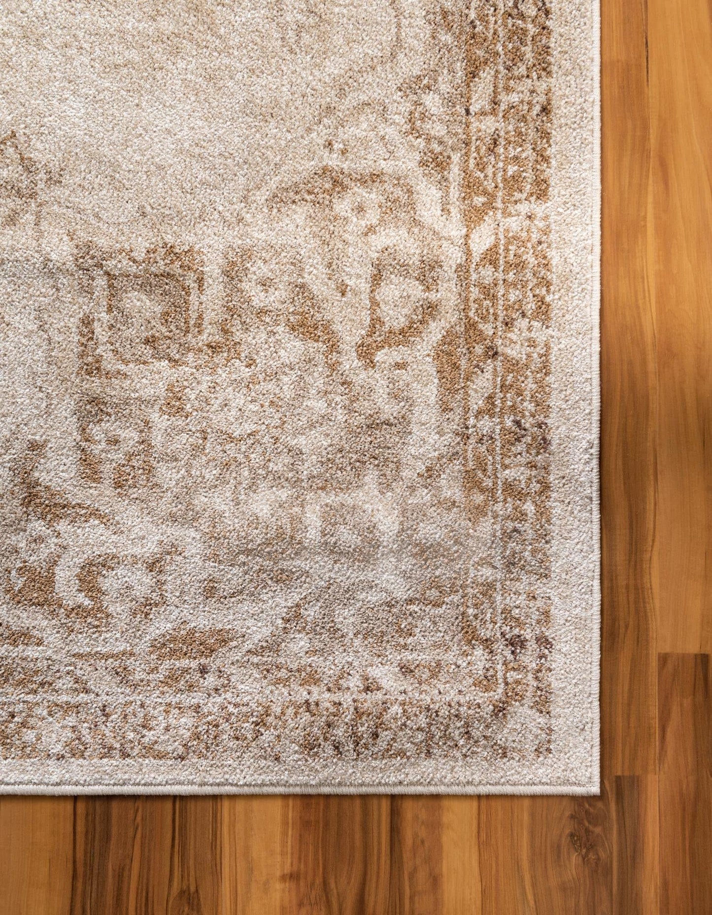 Unique Loom Utopia Collection Traditional Classic Vintage Inspired Area Rug with Warm Hues (5' 0 x 8' 0 Rectangular, Beige/Brown)