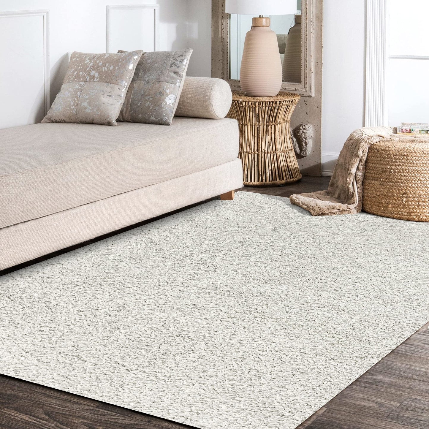 JONATHAN Y Mercer Shag Plush White Indoor Area Rug, 8x10, Transitional, Modern, Easy-Cleaning for Living Room, Bedroom, Kitchen, Pet Friendly, Non-Shedding (MCR106A-8)