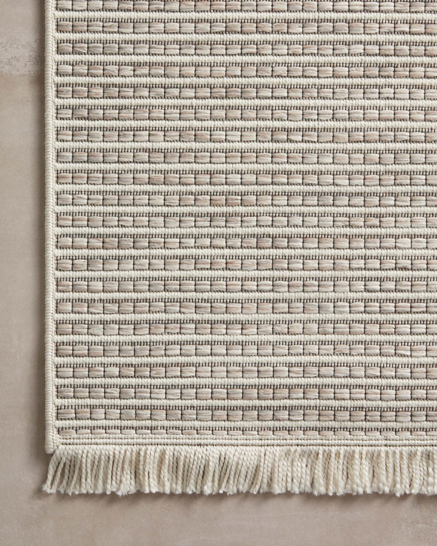 Loloi Amber Lewis Malibu Collection MAB-04 Beige/Dove 5'-1" x 7'-7" Area Rug