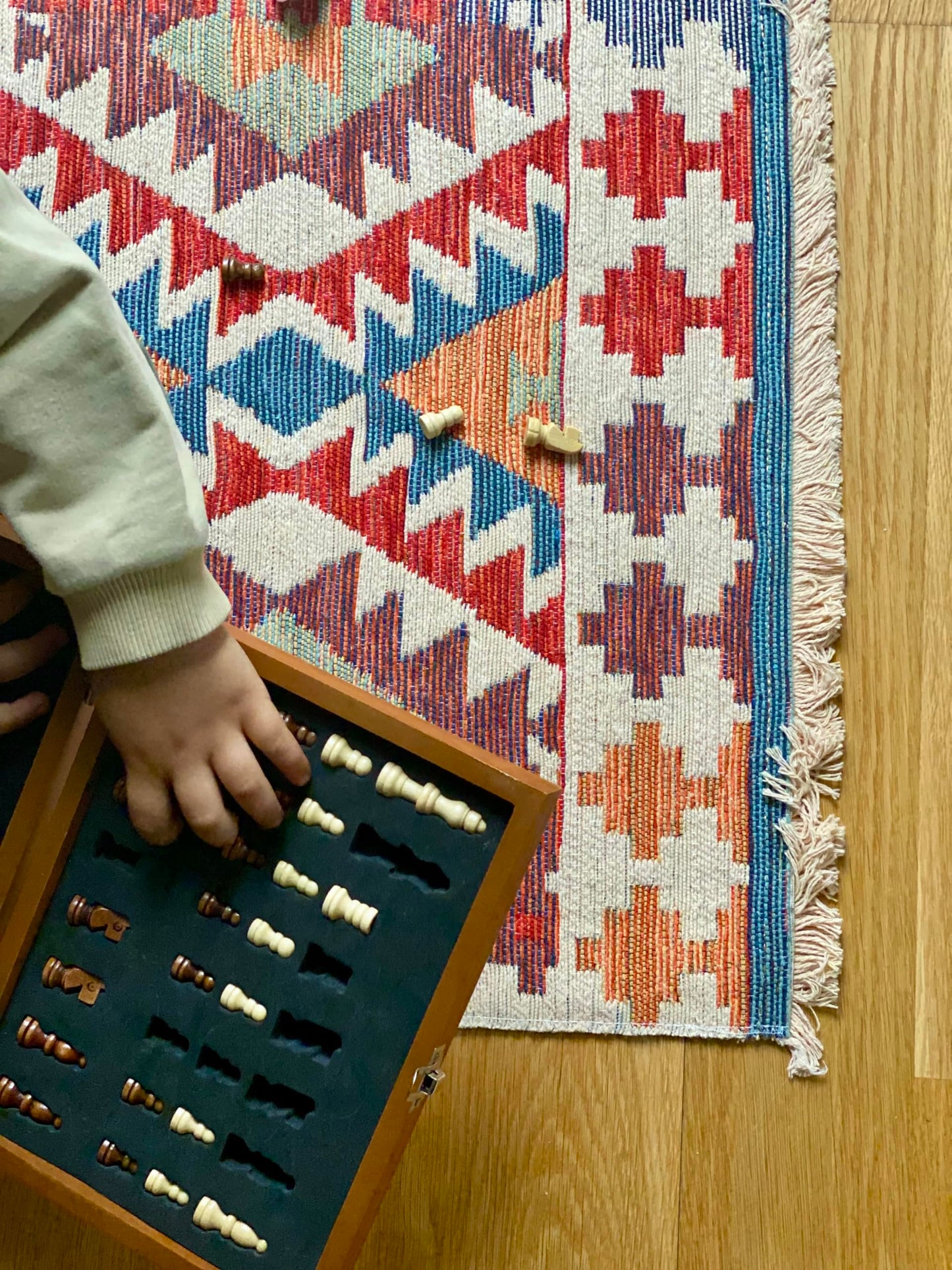 Secret Sea Collection: Modern Kilim Series Small Area Rug, Washable, Reversible, Cotton (2 x 3 feet, Eternal Flow)