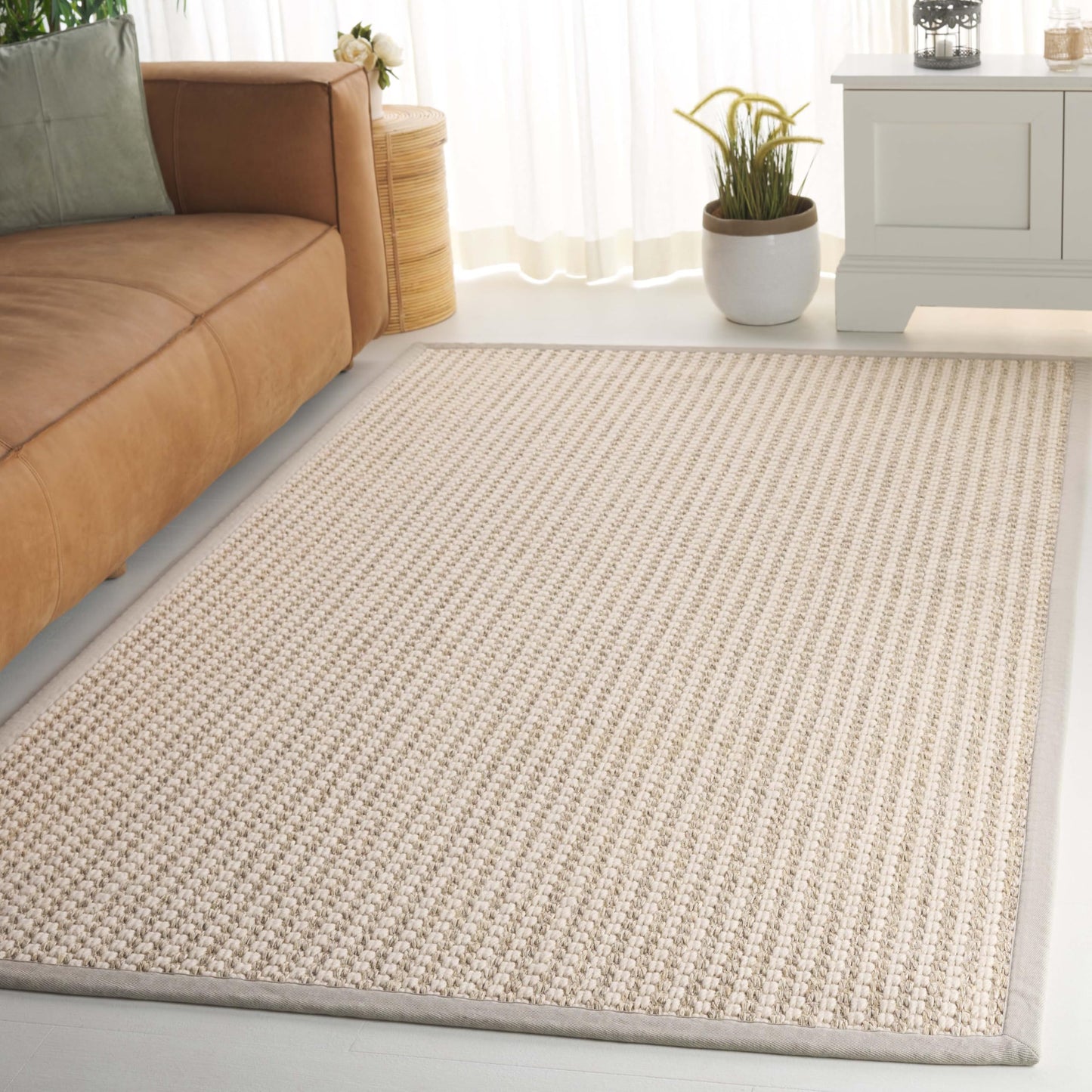Safavieh Palm Beach Collection Area Rug - 6' x 9', Ivory, Geometric Design, Wool & Sisal, Ideal for The Living Room, Bedroom, Dining Room (PAB618A-6)