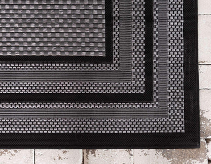 Unique Loom Outdoor Border Collection Area Rug - Multi Border (4' x 6' Rectangle, Gray/ Black)
