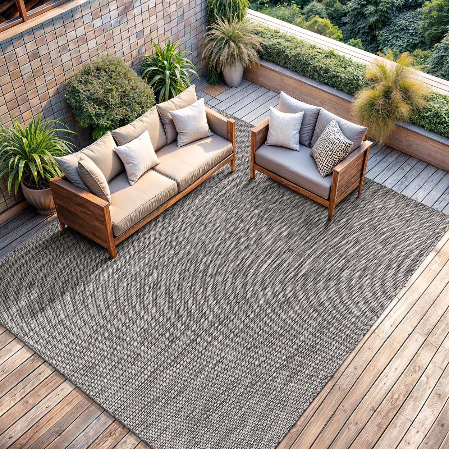 CAMILSON Outdoor Rug 5x7 Modern Area Rugs for Indoor and Outdoor Patios and Porches - Waterproof, Washable, Non-Shedding, Easy-to-Clean Outside Carpet (5 x 7, Solid - Silver Gray)