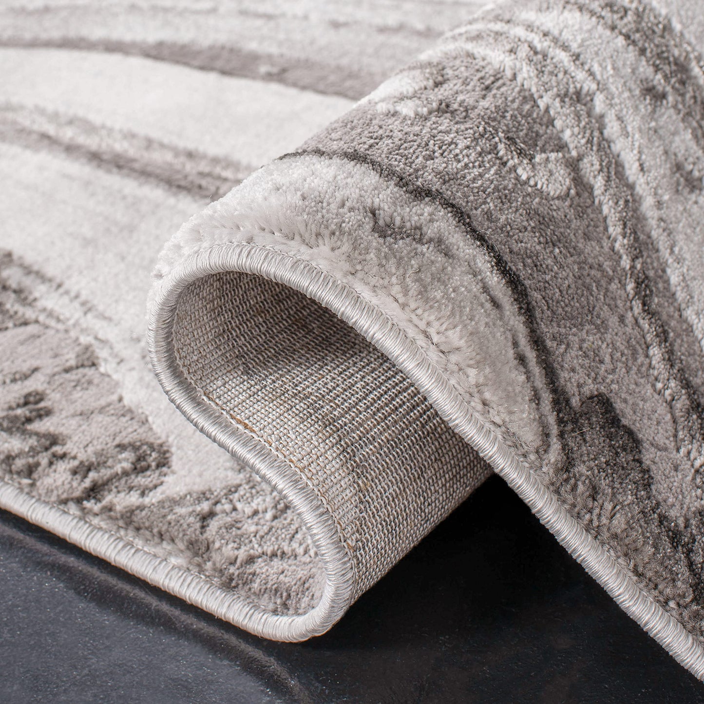 SAFAVIEH Craft Collection Area Rug - 5'3" x 7'6", Grey & Silver, Modern Abstract Design, Non-Shedding & Easy Care, Ideal for High Traffic Areas in Living Room, Bedroom (CFT819G)