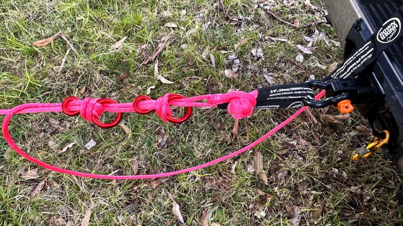 DOWN UNDER OUTDOORS Heavy Duty Game/Log/4x4 Recovery Kit, Deer Drag, 550 ft of 3/8” (23,150 lbs) Winch Rope on Metal Reel, 2 Tree Savers, 2 Soft Shackles, 2 Snatch Rings, 2 Figure 8 Rings, Gear Bag