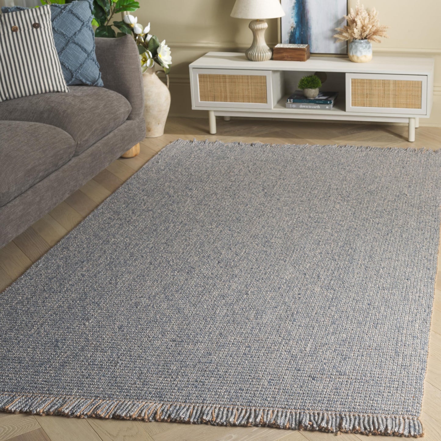 SAFAVIEH Natural Fiber Collection Area Rug - 5' x 8', Navy, Handmade Jute & Wool, Ideal for the Living Room, Dining, Bedroom (NF842N)