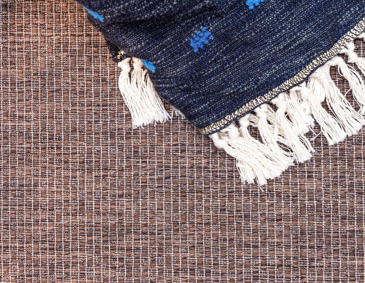 Unique Loom Outdoor Border Collection Area Rug - Soft Border (4' 1" x 6' 1" Rectangle, Brown/ Ivory)