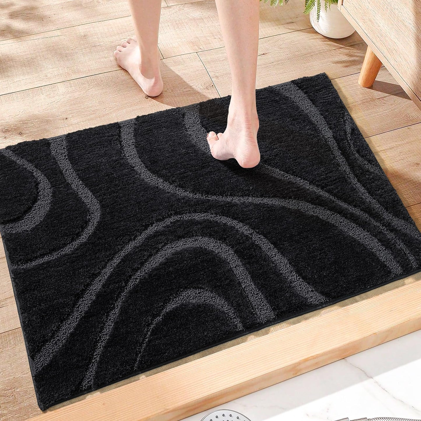 DEXDE Bathroom Rugs Mat, Soft Plush Shaggy Microfiber Bath Rug Non Slip Bath Mats for Bathroom Floor Machine Washable Absorbent Carpet for Shower Tub, Black 24"x36"