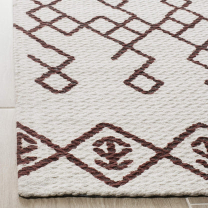 SAFAVIEH Cedar Brook Collection Accent Rug - 3' x 5', Ivory & Rust, Handmade Moroccan Boho Cotton, Ideal for High Traffic Areas in Entryway, Living Room, Bedroom (CDR501D)
