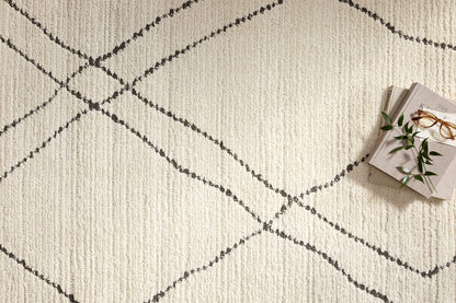 Loloi Fabian Collection FAB-02 Ivory/Charcoal 5'-3" x 7'-6" Area Rug