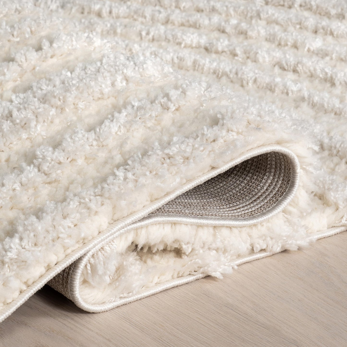 Nuloom Gloria Beige, 2' x 3', Abstract, Shag, Soft and Cozy, Plush, High Traffic, Stain Resistant, Easy Clean, Durable Area Rug for Bedroom, Living Room, Dining Space, Den, Foyer, Entryway