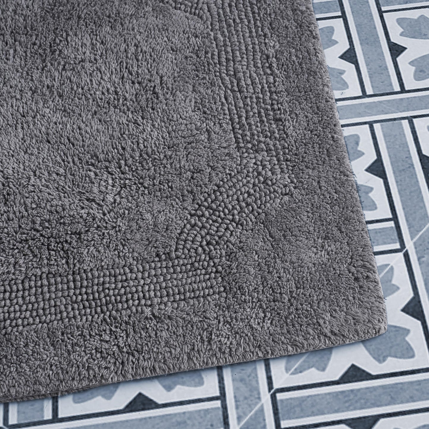 Laura Ashley - Reversible Cotton Bath Mat, Premium Bathroom Décor, Machine Washable Bathroom Rug, Highly Absorbent, 21"x34", Charcoal