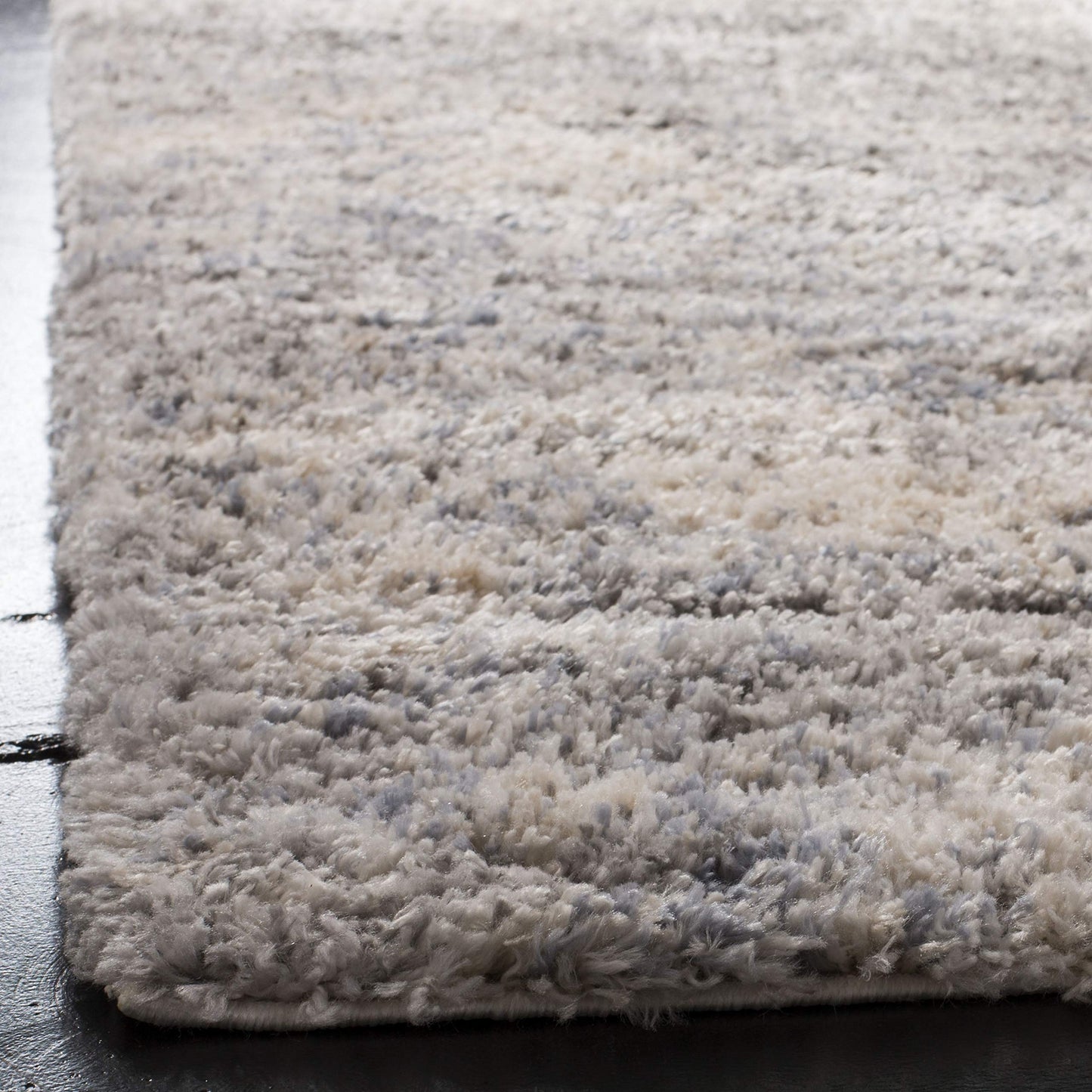 SAFAVIEH Area Rug 6x9 - Berber Shag Collection - Grey Blue & Cream, Non-Shedding & Easy to Clean, Ideal for Living Room, Bedroom, Dining Space (BER219G)