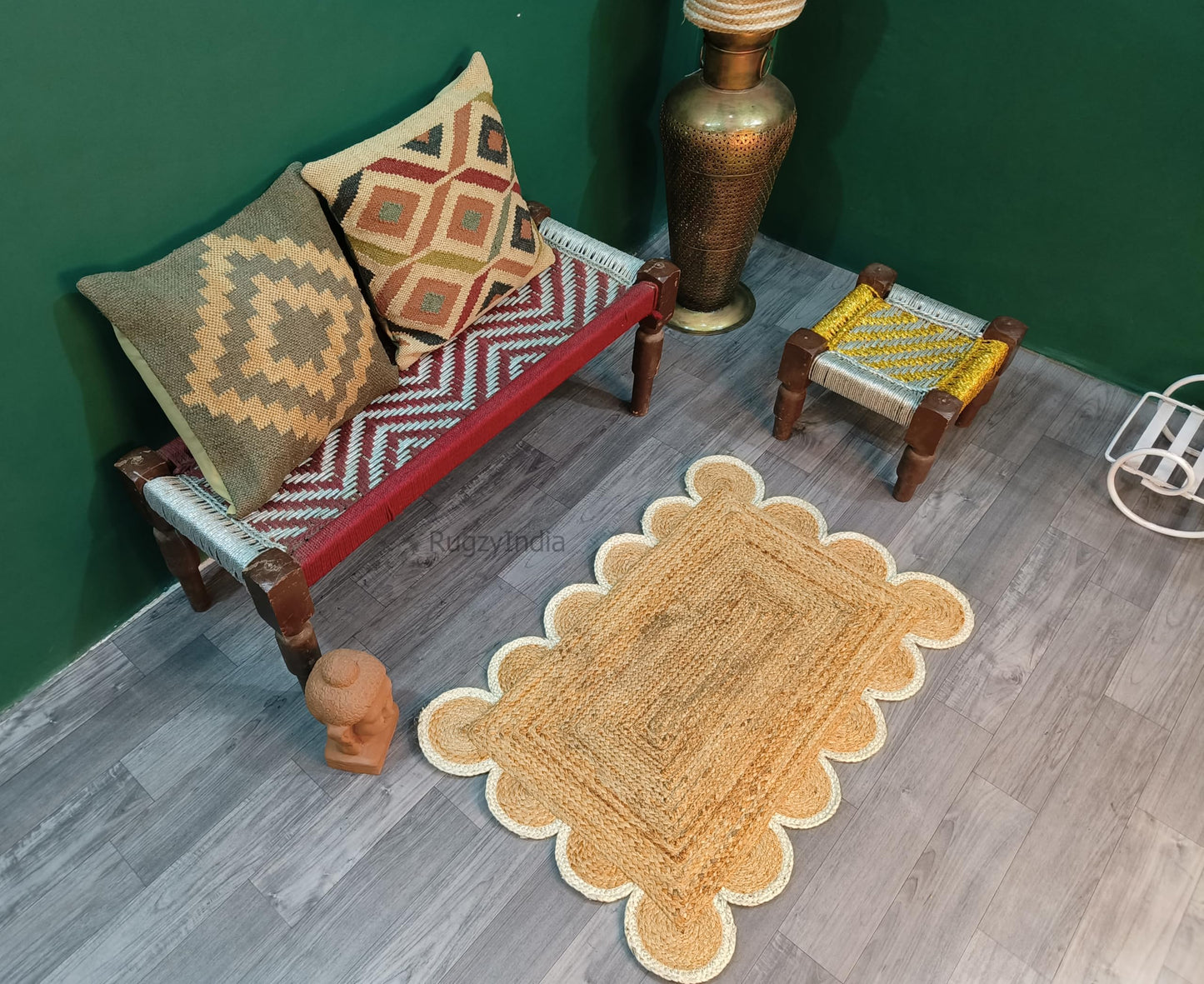 Scalloped Natural Jute Area Rug Natural Base Off White Trim (Off-White, 2'x3')