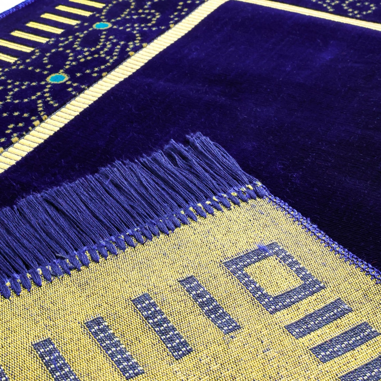 FIRASET Muslim Prayer Rug, Soft Plush Thin Islamic Prayer Mat, Janamaz, Sajada, Praying Carpet, Islamic Gift, Foldable Portable Turkish Prayer Mat for Men&Women, Lightweight Travel Prayer Rug, 26"x43"
