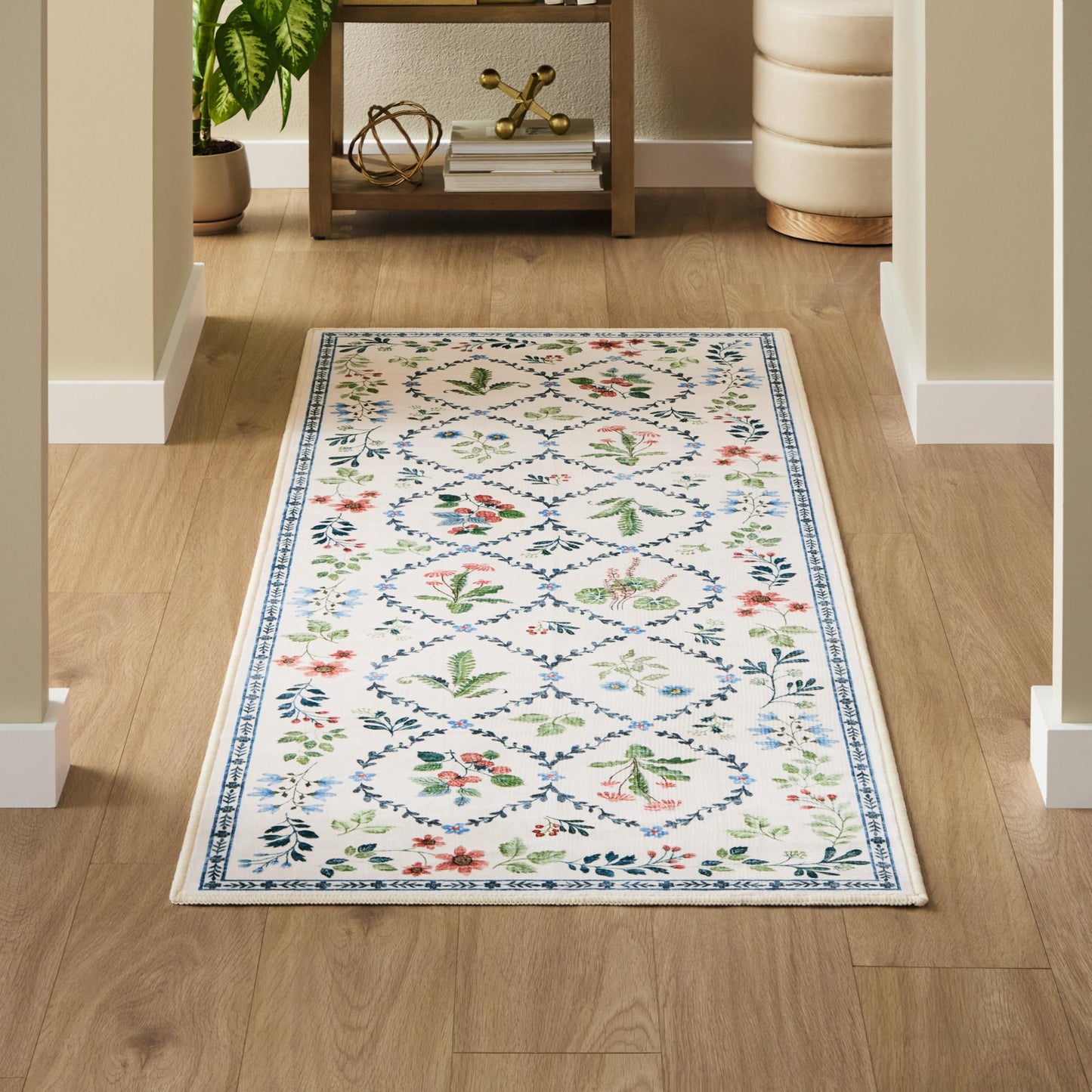 EVERWASH Haven Floral Trellis Machine Washable Area Rug with Airflo Technology for Easy Clean, Ultra-Soft Non-Slip Rug with Built-in Pad, Pet, Family & Allergy Friendly, Ivory, 2'6"x7'