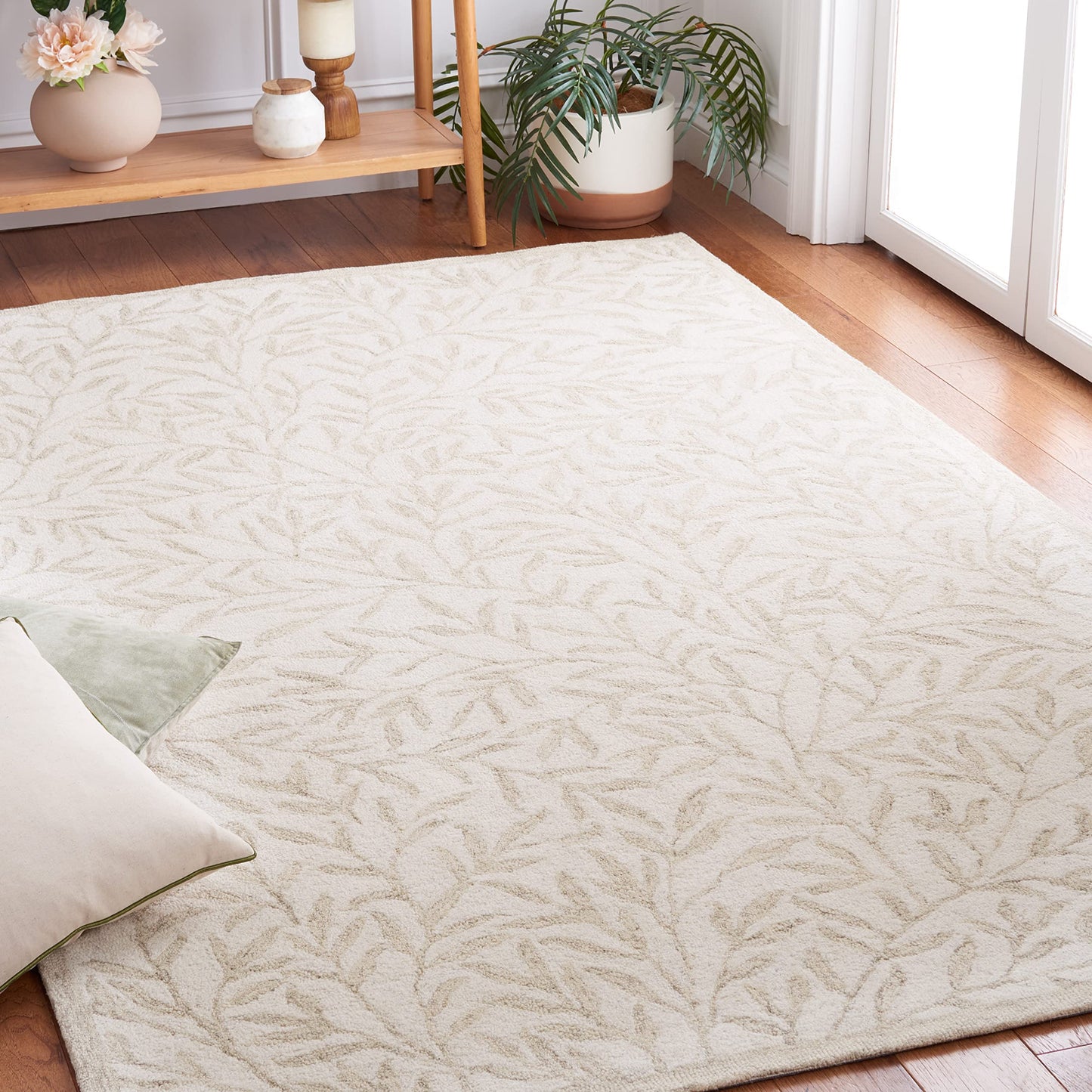 SAFAVIEH Jardin Collection Accent Rug - 3' x 5', Ivory & Beige, Handmade Wool, Ideal for High Traffic Areas in Entryway, Living Room, Bedroom (JAR753A)