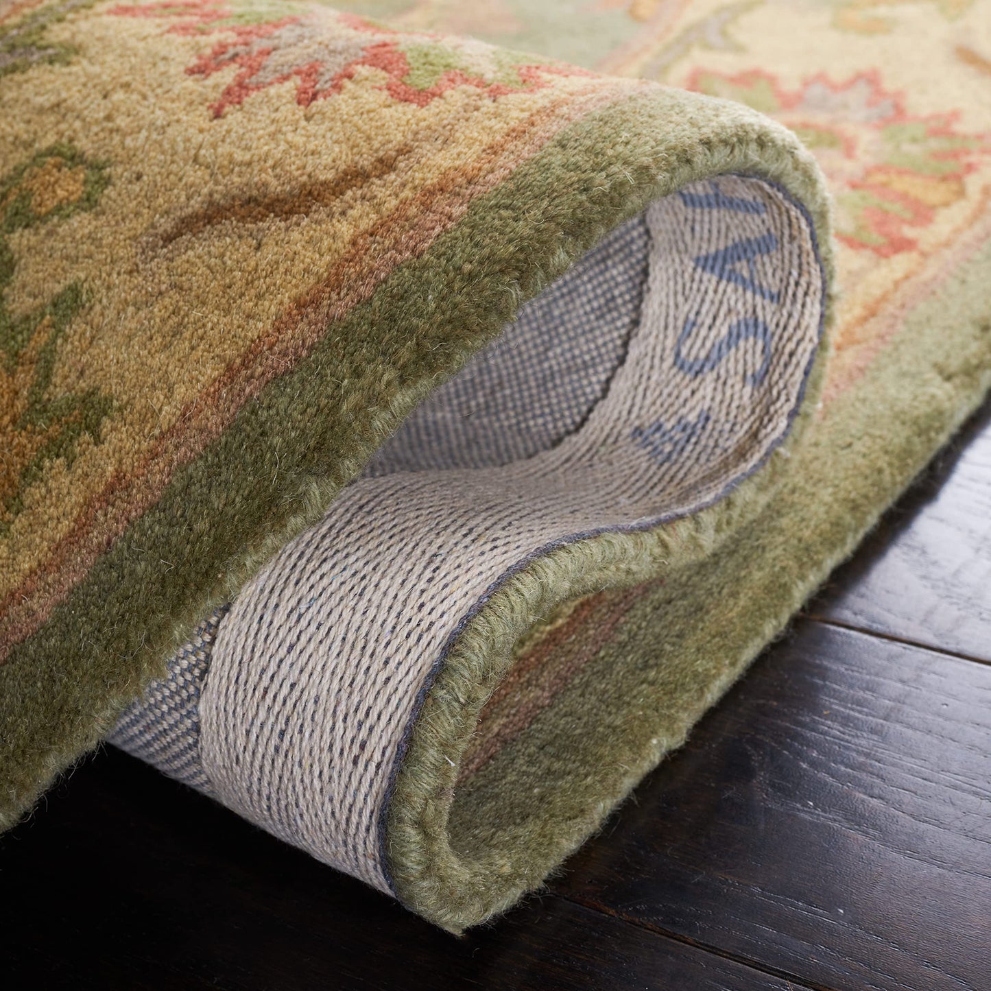SAFAVIEH Heritage Collection Area Rug - 7'6" x 9'6" Oval, Green & Gold, Handmade Traditional Oriental Wool, Ideal for High Traffic Areas in Living Room, Bedroom (HG811A)