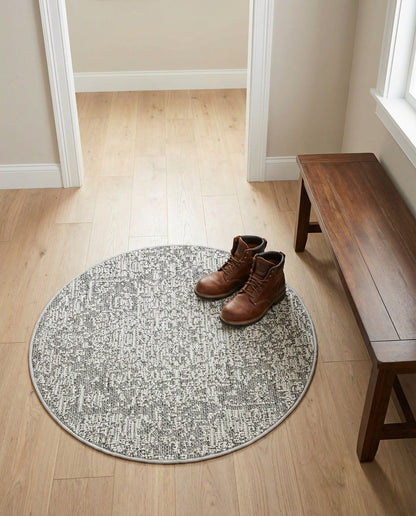 Rugs.com - Outdoor Traditional Rug – 3 Ft Round Light Gray Washable Indoor/Outdoor Rug – Perfect for Patios, Decks, and Porches