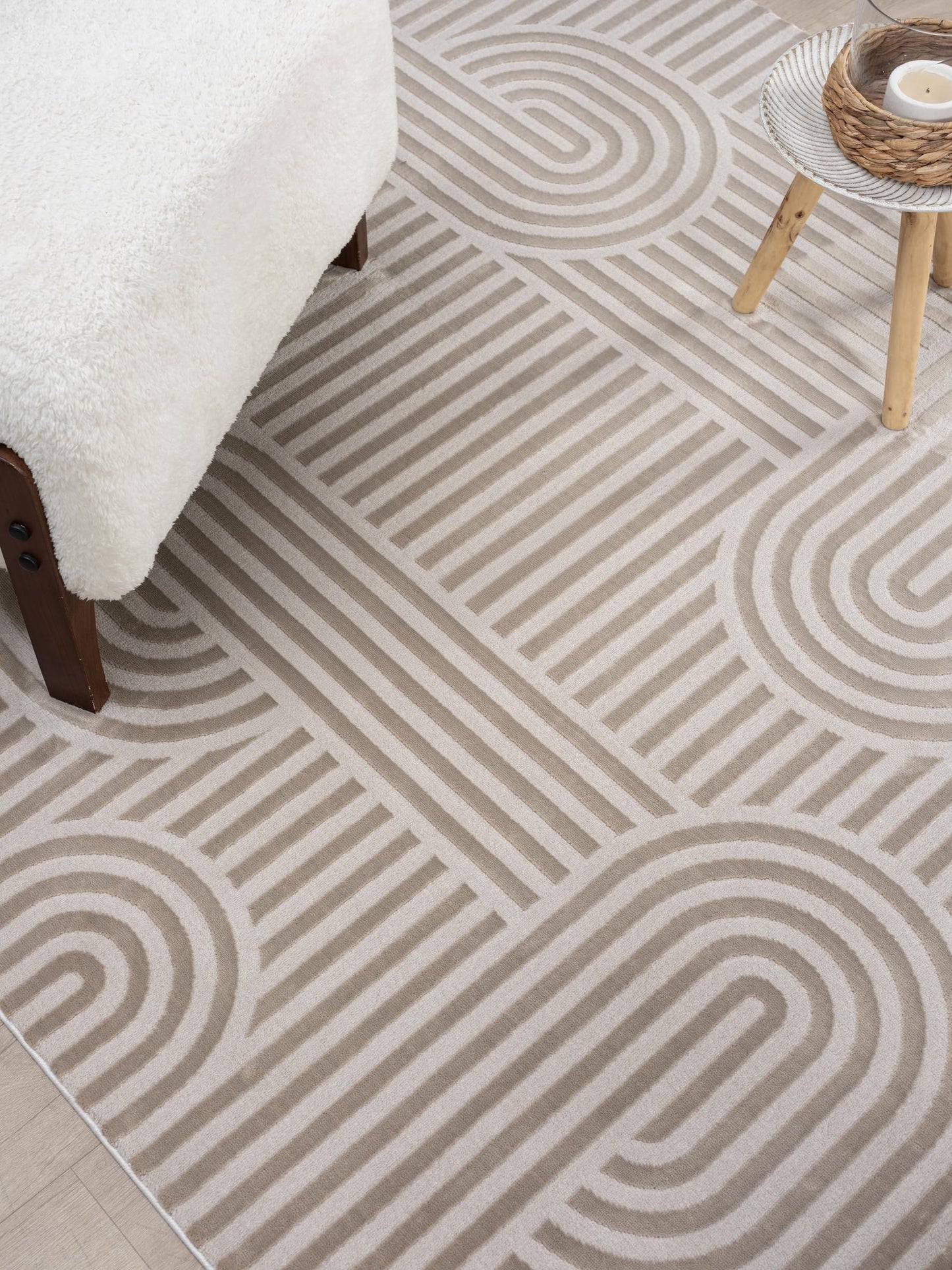 RUGGERRUGS Annabel Modern Geometric Area Rug for Living Room, 5x7 Contemporary Arched Linear Beige Neutral Rug, Stain Resistant Non-Shedding Carpet for Bedroom, Dining Room or Kitchen (5' x 7', Beige)