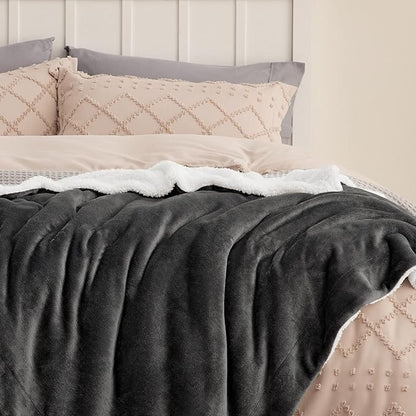 Bedsure GentleSoft Sherpa Fleece Throw Blanket for Couch - Thick and Warm Throw for Men, Soft Fuzzy Plush Car Blanket for Winter, Charcoal, 50x60 Inches