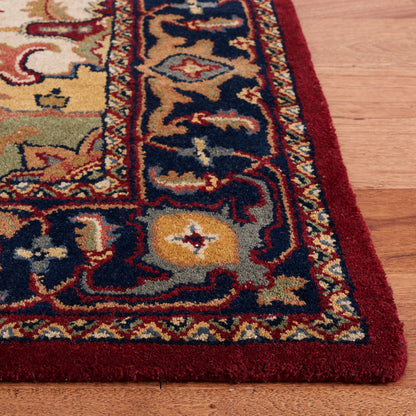 SAFAVIEH Area Rug 4x6 - Heritage Collection - Red, Handmade Wool, Traditional Oriental Medallion Design, Ideal for Living Room, Bedroom, Dining Space (HG625A)