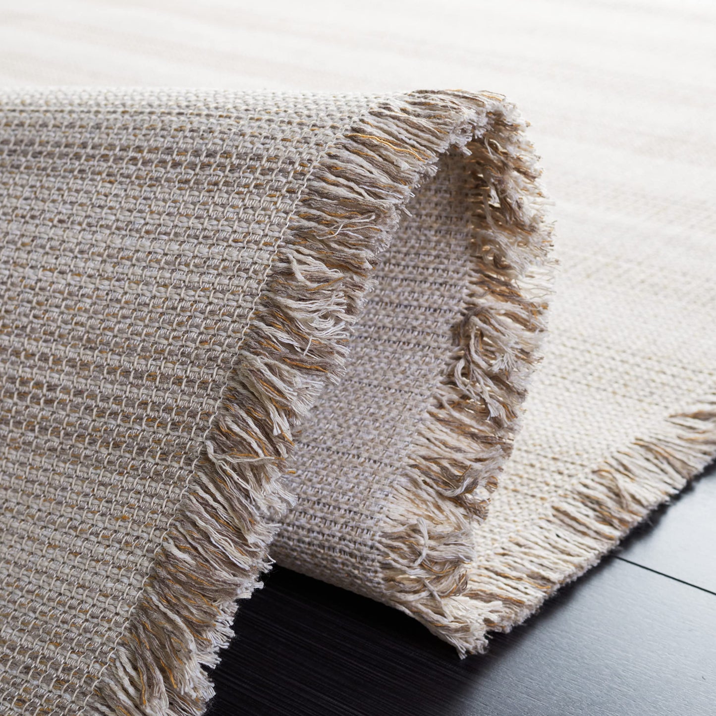 SAFAVIEH Augustine Collection Area Rug - 5' x 7'7", Ivory & Taupe, Cotton Stripe Fringe Design, Non-Shedding & Easy Care, Ideal for High Traffic Areas in Living Room, Bedroom (AGT501E)