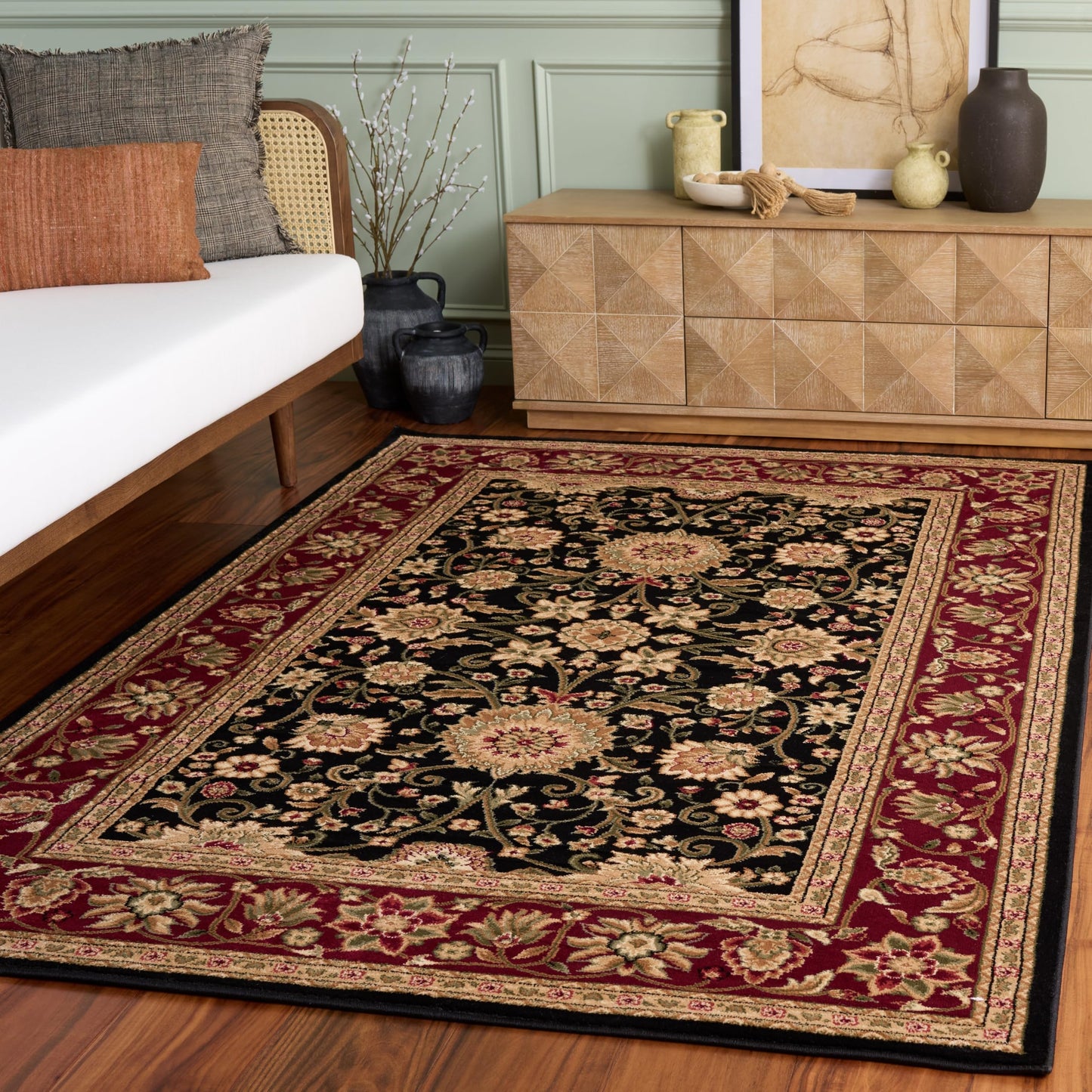 SAFAVIEH Lyndhurst Collection Area Rug - 5'3" x 7'6", Black & Red, Traditional Oriental Design, Non-Shedding & Easy Care, Ideal for High Traffic Areas in Living Room, Bedroom (LNH212G)