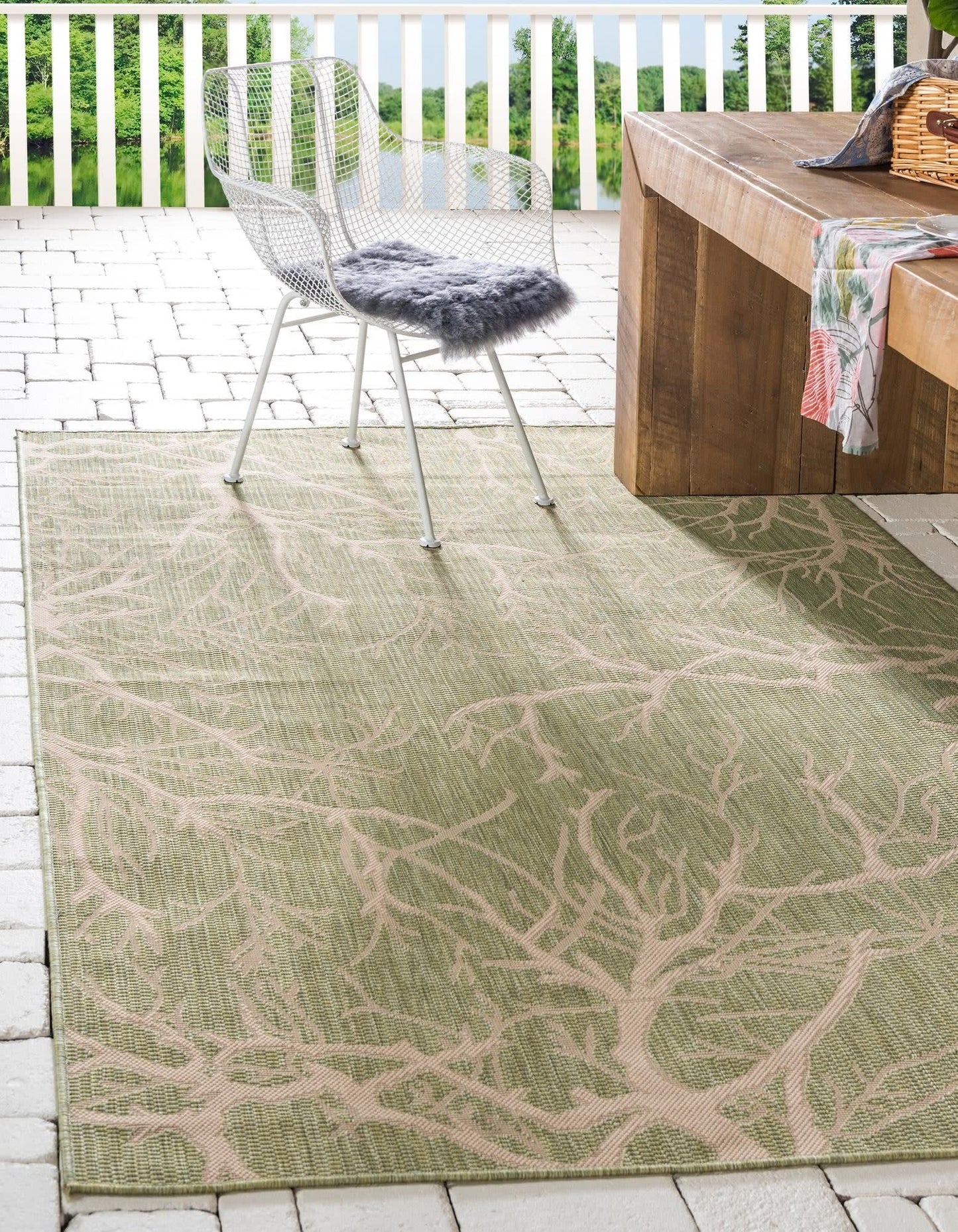 Unique Loom Outdoor Botanical Collection Area Rug - Branch (5' 1" x 8' Rectangle, Light Green/ Beige)