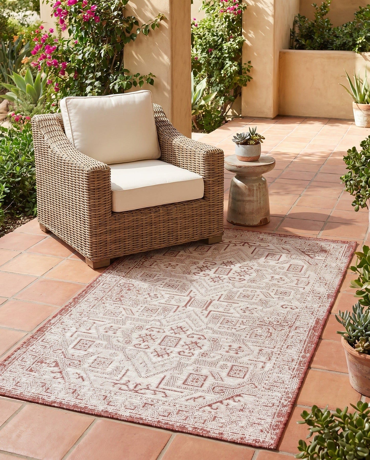 Rugs.com - Outdoor Aztec Rug – 3' 1 x 5' 3 Rust Red Washable Indoor Outdoor Rug – Flatweave Area Rug for Patio, Deck, Porch, and Entryway