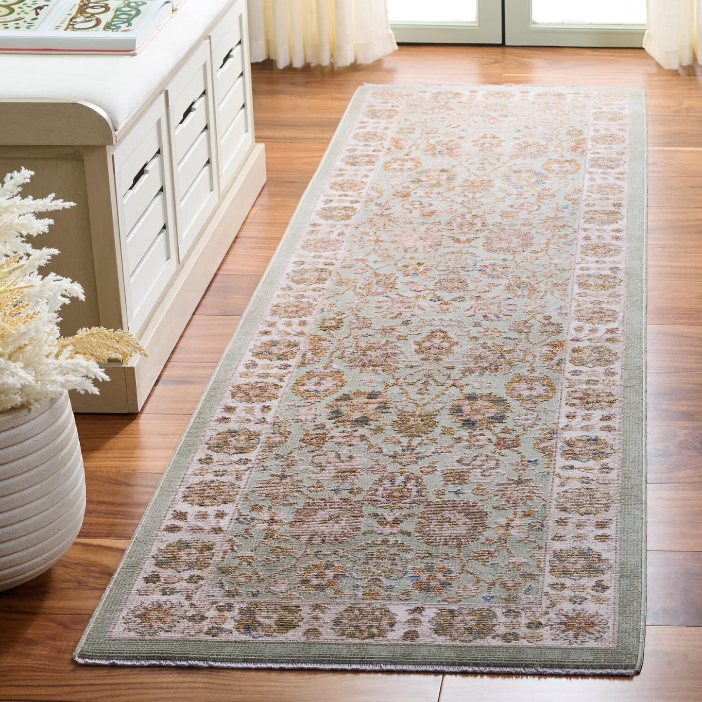 SAFAVIEH Fontana Shag Collection Accent Rug - 4' x 6', Ivory & Grey, Modern Design, Non-Shedding & Easy Care, 2-inch Thick Ideal for High Traffic Areas in Entryway, Living Room, Bedroom (FNT829A)