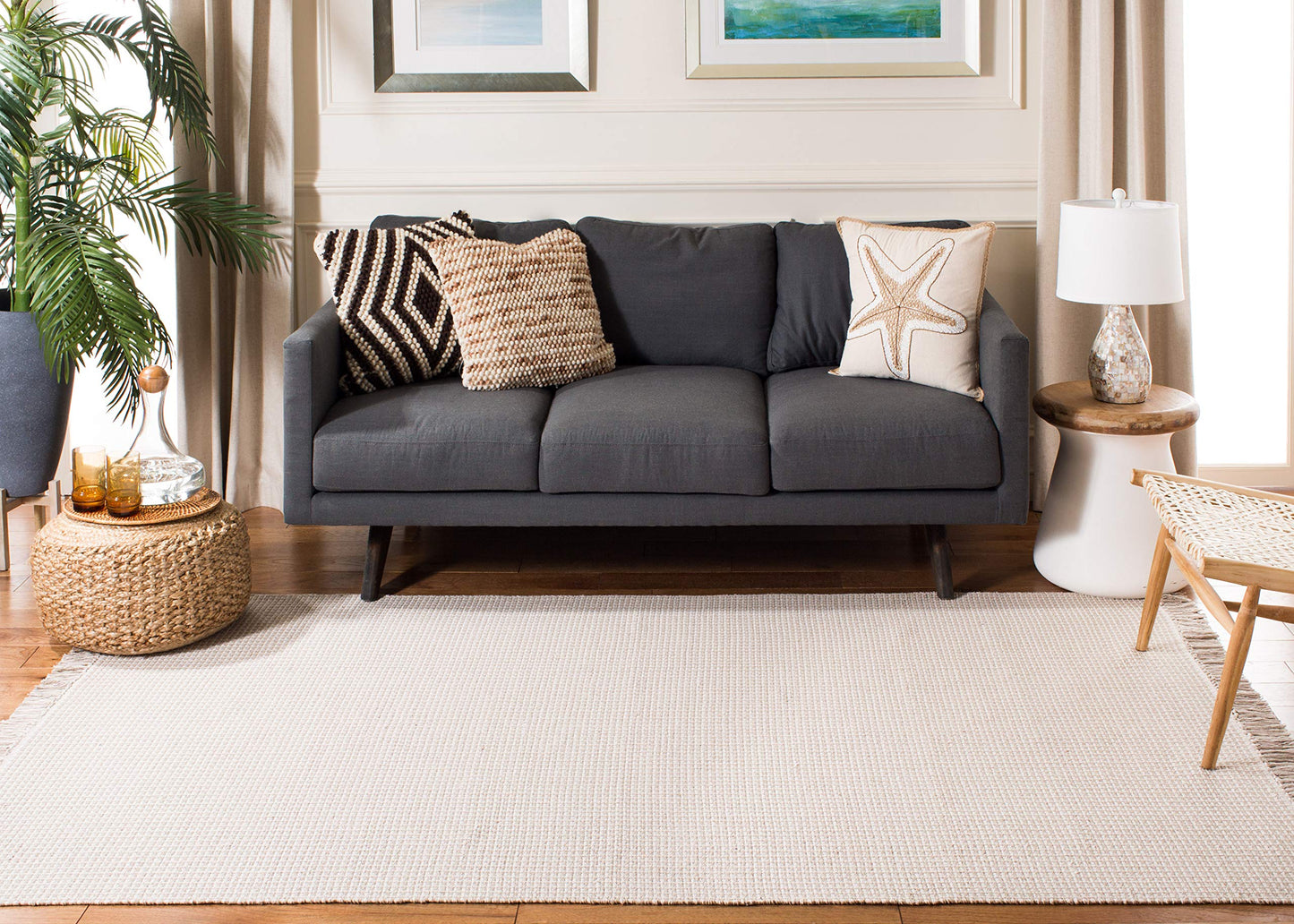 SAFAVIEH Montauk Collection Area Rug - 6' x 9', Ivory & Grey, Handmade Flat Weave Boho Farmhouse Cotton Tassel Fringe, Ideal for High Traffic Areas in Living Room, Bedroom (MTK340A)