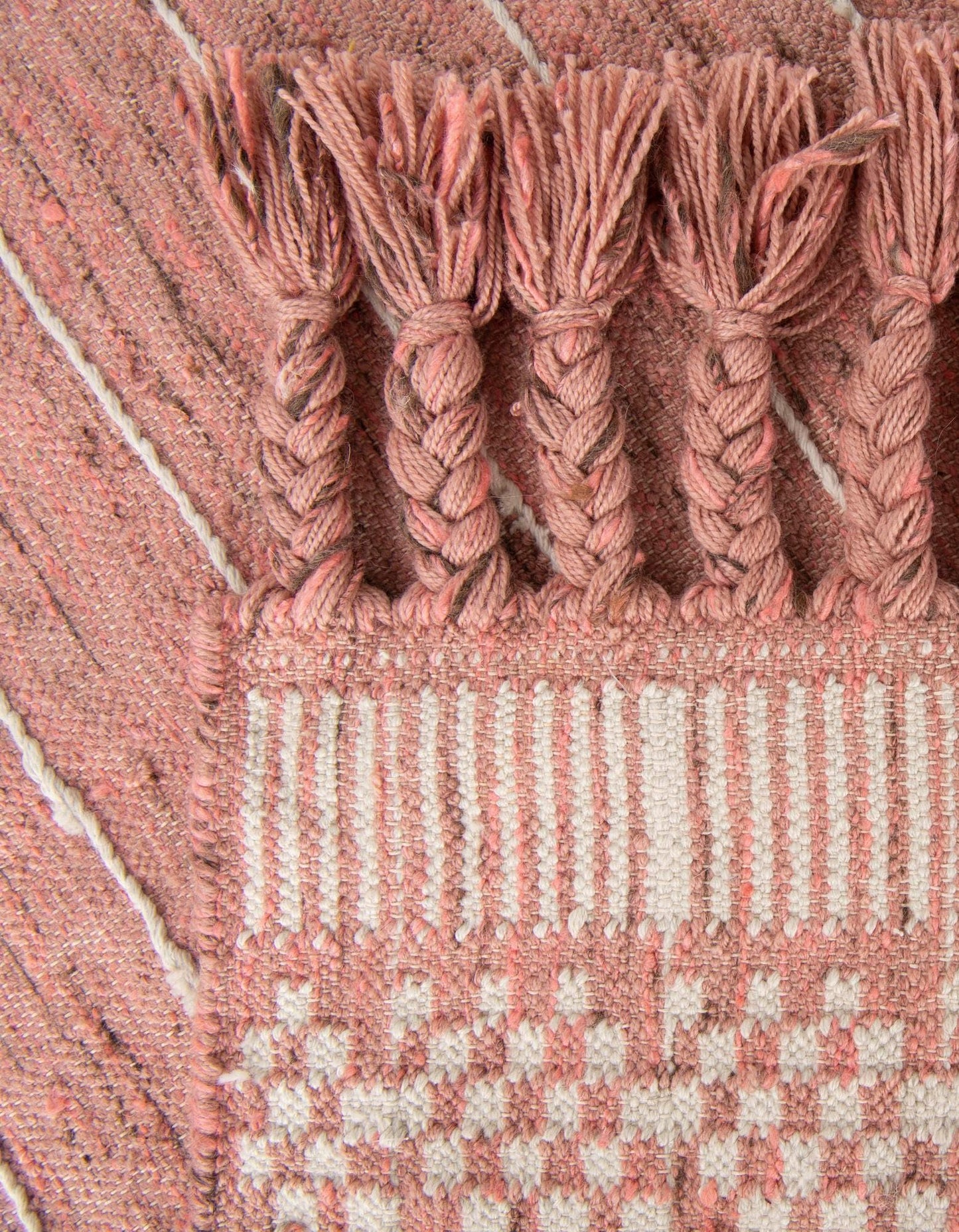 Rugs.com - Eco Bohemian Indoor Outdoor Rug – 4' 1 x 6' 1 Soft Pink Washable Indoor/Outdoor Rug – Eco-Friendly Recycled Material for Patios, Porches, and Entryways