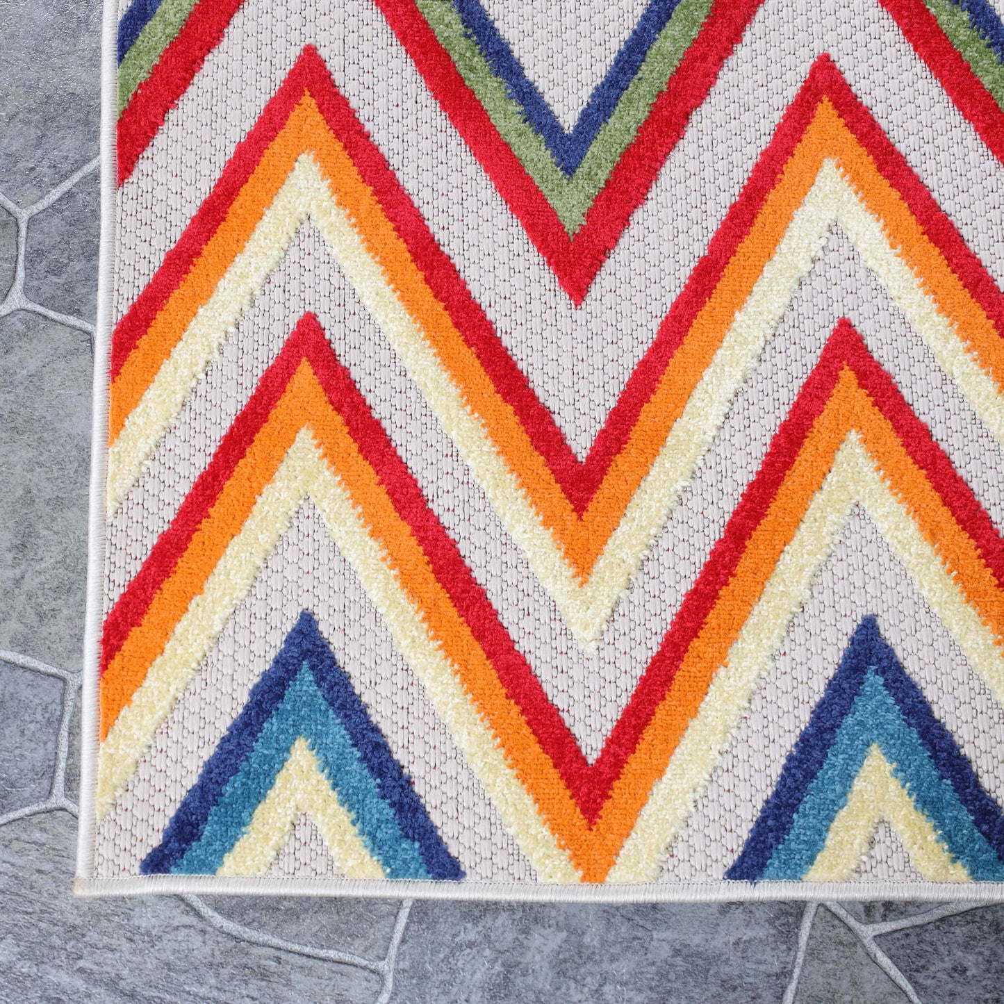 Superior Modern Bohemian Indoor Outdoor Runner Rug, Perfect for Patio, Bedroom, Kitchen, Laundry Room, Entryway, Office, Playroom, Carpet Cover, Zig-Zag, Acacia Collection, 2' 3" x 8', Cream