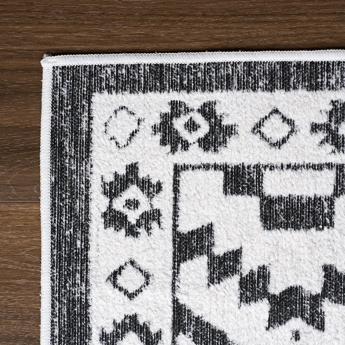 RAMEFILD Moroccan Washable Entryway Rug 2x3, Geometric Decorative Woven Area Rug, Non-Slip Boho Accent Soft Low-Pile Indoor Door Mat, Small Throw Rug for Bedroom Front Porch, Black and White